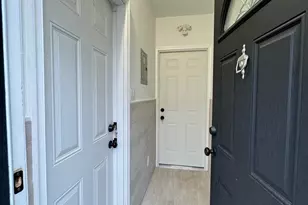 2038 McKean St, Philadelphia, PA 19145 - Photo 2