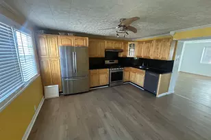 4655 Benson St, Philadelphia, PA 19136 - Photo 8