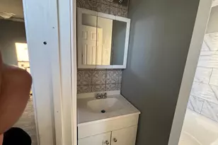 5463 Lebanon Ave, Philadelphia, PA 19131 - Photo 8