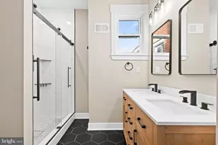 40 W Sharpnack St, Philadelphia, PA 19119 - Photo 22