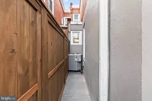 40 W Sharpnack St, Philadelphia, PA 19119 - Photo 36