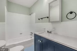 2342 Tasker St, Philadelphia, PA 19145 - Photo 18