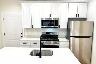 2009 N Reese St, Philadelphia, PA 19122 - Photo 4