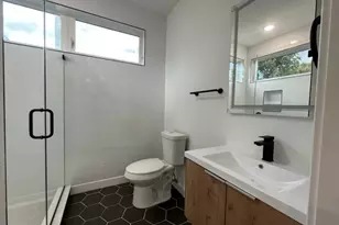 2117 N 8th St, Philadelphia, PA 19122 - Photo 4