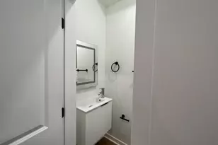 2117 N 8th St, Philadelphia, PA 19122 - Photo 6