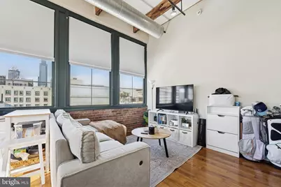 1010 Arch Street #807, Philadelphia, PA 19107 - Photo 4
