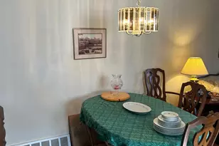 8572 Benton Ave, Philadelphia, PA 19152 - Photo 14