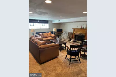 8572 Benton Avenue, Philadelphia, PA 19152 - Photo 38