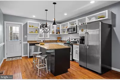 1428 S Bouvier Street, Philadelphia, PA 19146 - Photo 10