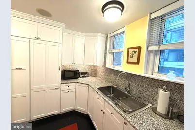 1901 Walnut Street #10A, Philadelphia, PA 19103 - Photo 20