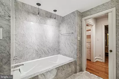 1901 Walnut Street #10A, Philadelphia, PA 19103 - Photo 34