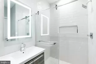 1516 Cambridge St, Philadelphia, PA 19130 - Photo 24