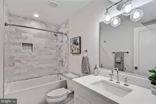 1910 Brown St, Philadelphia, PA 19130 - Photo 20