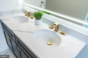 2510 Sepviva St, Philadelphia, PA 19125 - Photo 34