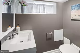 1721 Johnston St, Philadelphia, PA 19145 - Photo 18