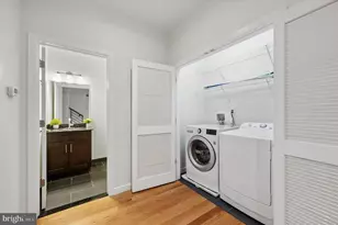 2555 Carpenter St, Philadelphia, PA 19146 - Photo 18