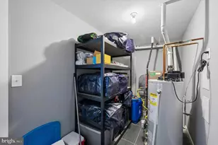 2555 Carpenter St, Philadelphia, PA 19146 - Photo 22