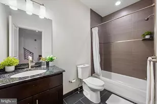 2555 Carpenter St, Philadelphia, PA 19146 - Photo 22