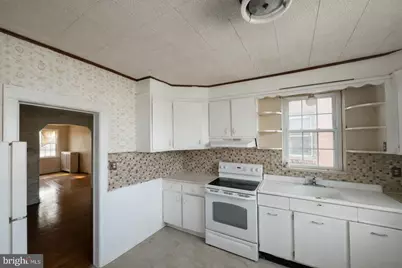 111 W Grange Avenue, Philadelphia, PA 19120 - Photo 8