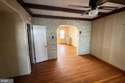 111 W Grange Avenue, Philadelphia, PA 19120 - Photo 6