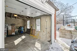 122 E Washington Ln, Philadelphia, PA 19144 - Photo 36