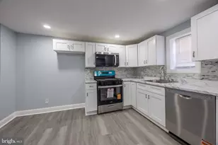 2403 S Edgewood St, Philadelphia, PA 19142 - Photo 16