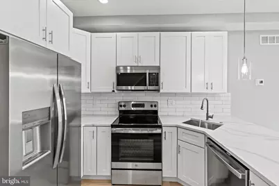 2114 N 8th Street #1, Philadelphia, PA 19122 - Photo 8