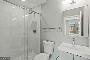 2114 N 8th St, Philadelphia, PA 19122 - Photo 26