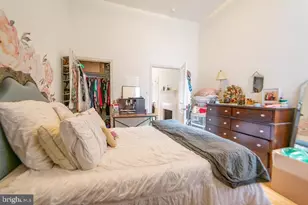 1310 Spruce St, Philadelphia, PA 19107 - Photo 4