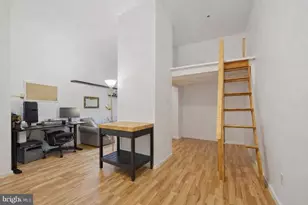 315 New St, Philadelphia, PA 19106 - Photo 4