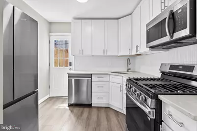 2126 Pierce Street, Philadelphia, PA 19145 - Photo 8