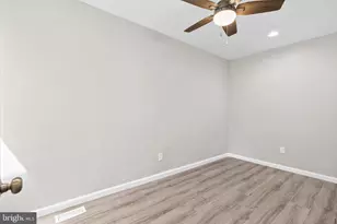 2126 Pierce St, Philadelphia, PA 19145 - Photo 12