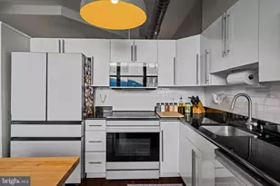 1100 S Broad St, Philadelphia, PA 19146 - Photo 26