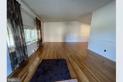 1053 E Sydney Street, Philadelphia, PA 19150 - Photo 6