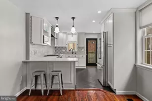 828 S 5th St, Philadelphia, PA 19147 - Photo 8