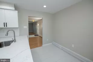 1018 Hoffnagle Pl, Philadelphia, PA 19111 - Photo 20