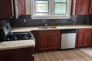 2146 E Washington Ln, Philadelphia, PA 19138 - Photo 8