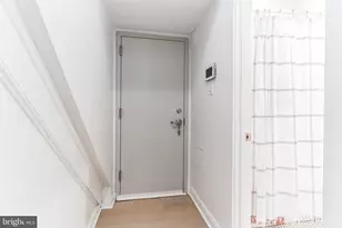 1108 Pine St, Philadelphia, PA 19107 - Photo 6