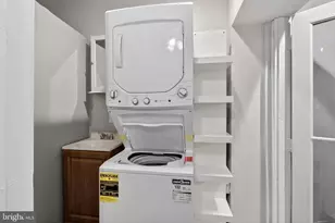 1506 S Bambrey St, Philadelphia, PA 19146 - Photo 14