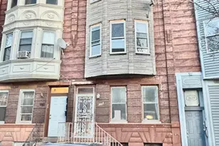1627 S 8th St, Philadelphia, PA 19148 - Photo 1