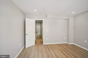 1912 S 9th St, Philadelphia, PA 19148 - Photo 24
