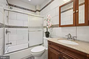 1912 S 9th St, Philadelphia, PA 19148 - Photo 18