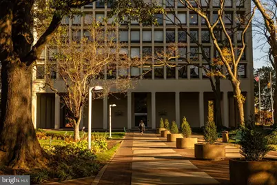 220 Locust Street #2GS, Philadelphia, PA 19106 - Photo 36