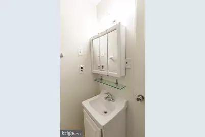 2311 Spruce Street #204, Philadelphia, PA 19103 - Photo 34