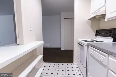 2311 Spruce Street #203, Philadelphia, PA 19103 - Photo 6