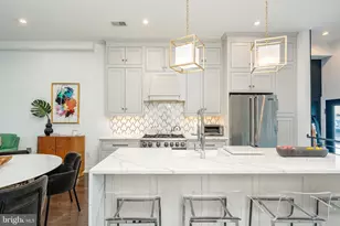 805 N Lecount St, Philadelphia, PA 19130 - Photo 10