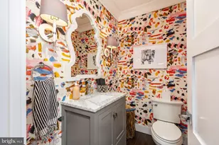 805 N Lecount St, Philadelphia, PA 19130 - Photo 8