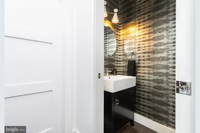 805 N Lecount Street, Philadelphia, PA 19130 - Photo 38