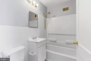 6266 Marsden St, Philadelphia, PA 19135 - Photo 10