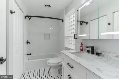 1711 South Street #2, Philadelphia, PA 19146 - Photo 12